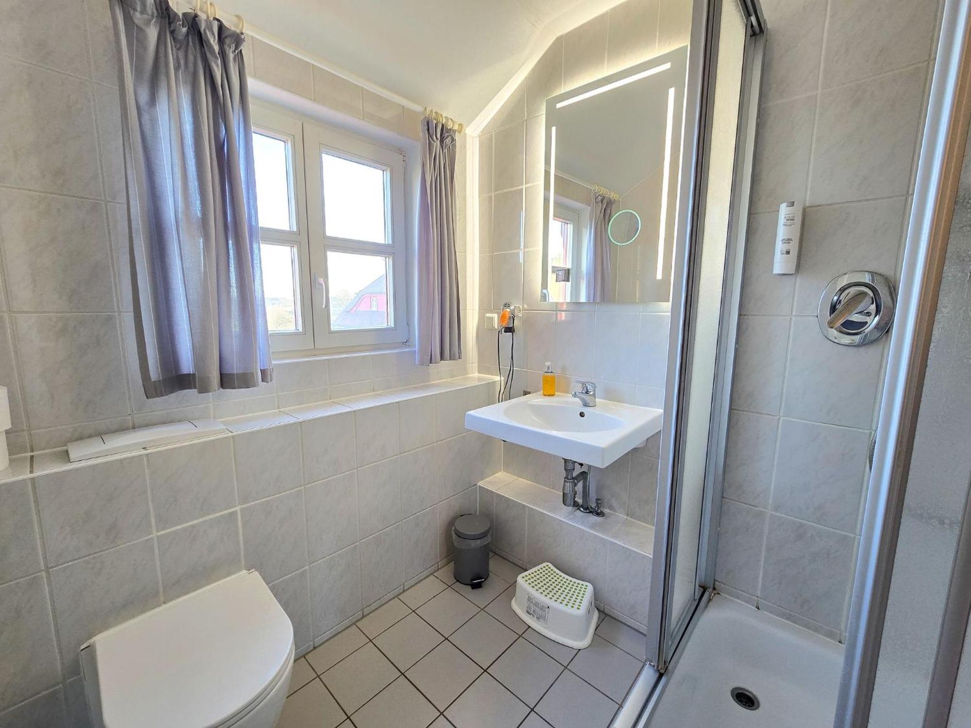 Feriendorf Rugana - Budget Appartement Mit 1 Schlafzimmer B57 Dranske Exterior foto
